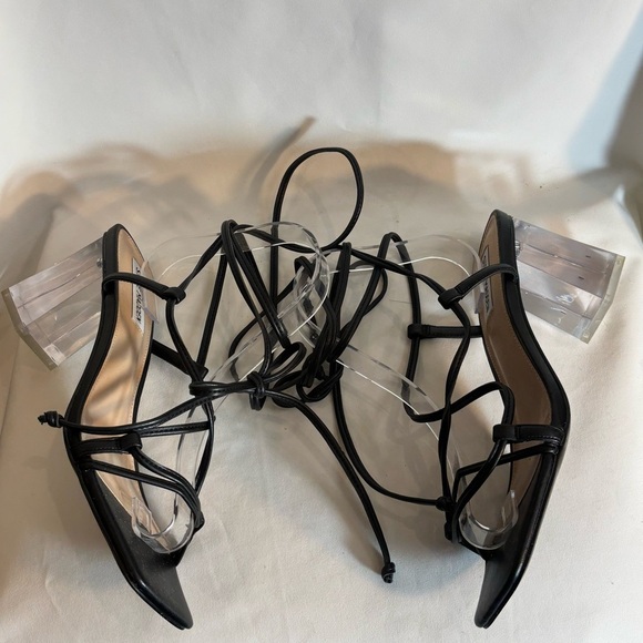STEVE MADDEN Sz 8.5 Lavina Strappy Sandals Clear Block Heels Ankle or Leg Wrap - Picture 8 of 12